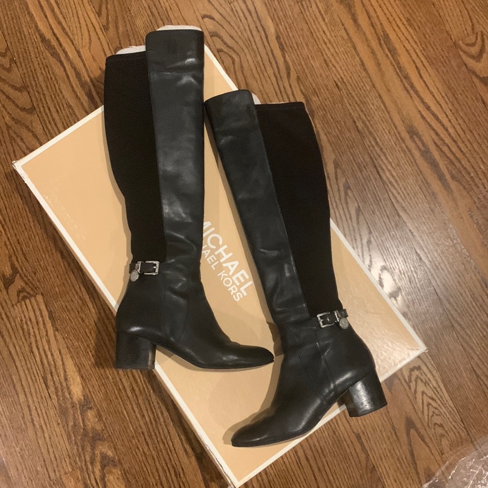 Michael Kors Aileen Boot